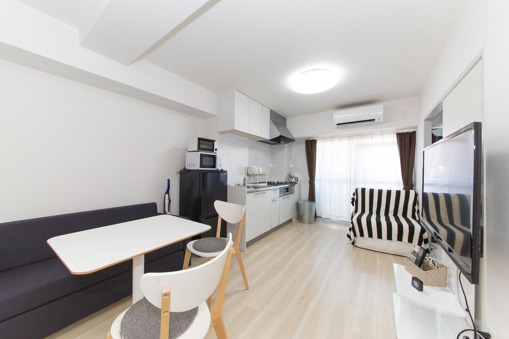 Namba Kuromon House Apartamento