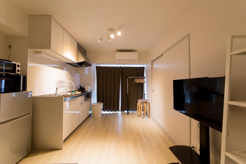 Namba Kuromon House